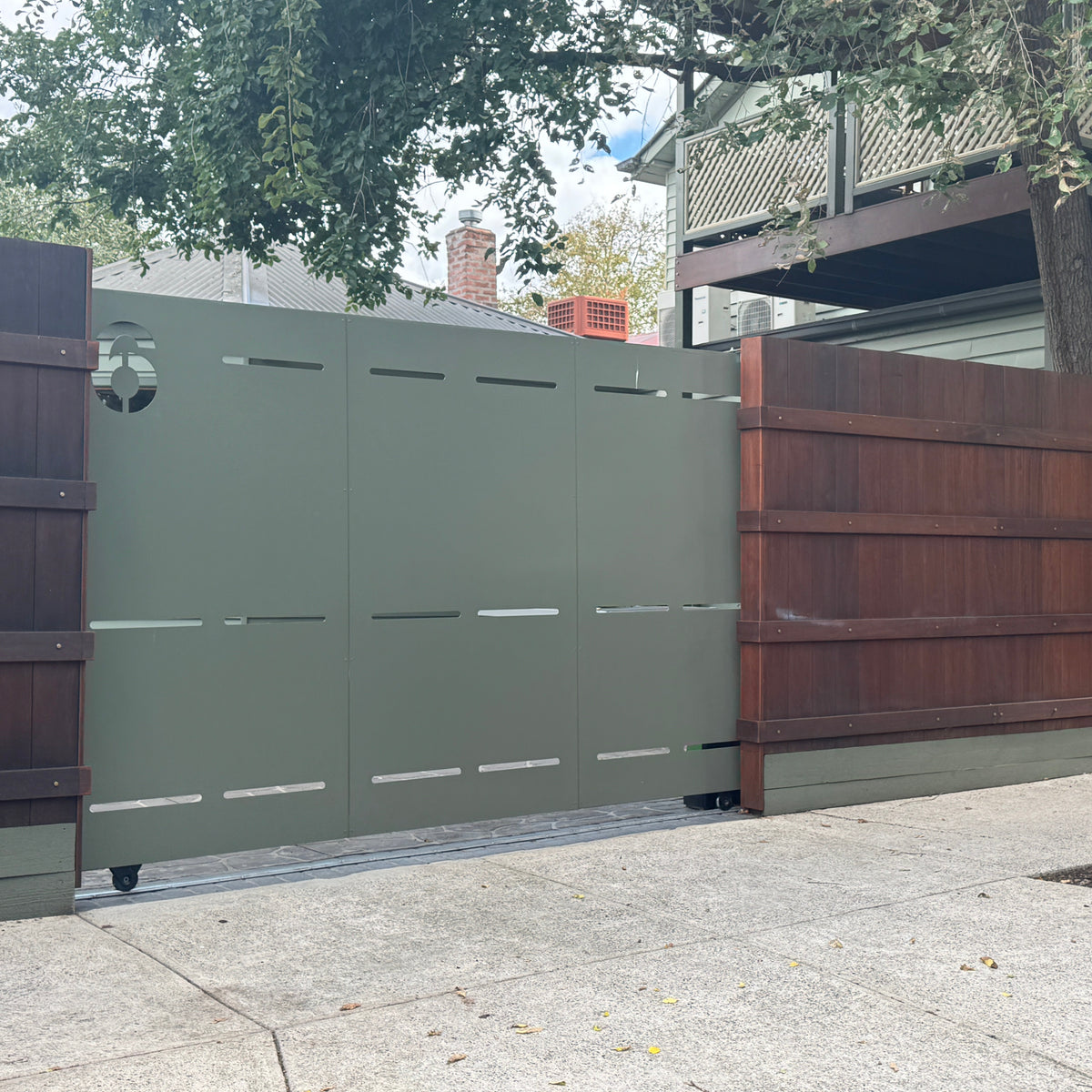 Sliding Gate